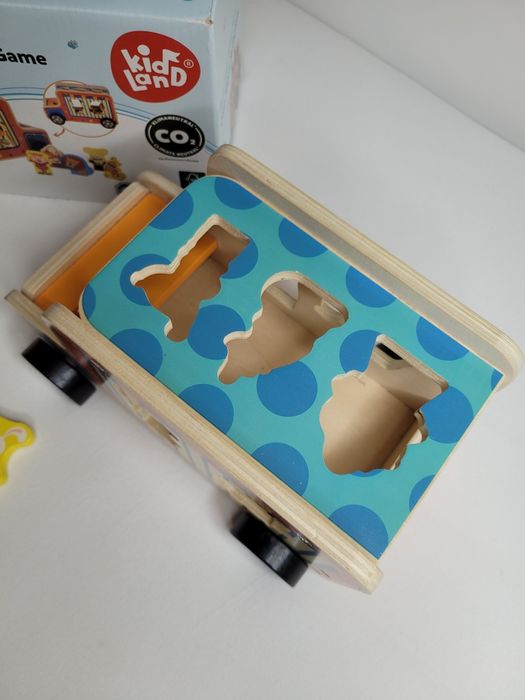 Дерев'яний автобус іграшка сортер цирк kiddiland