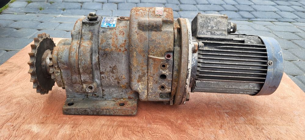 Silnik z Przekladnia