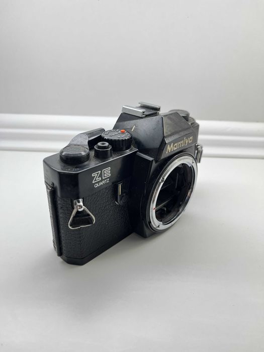 Mamiya ZE Quartz