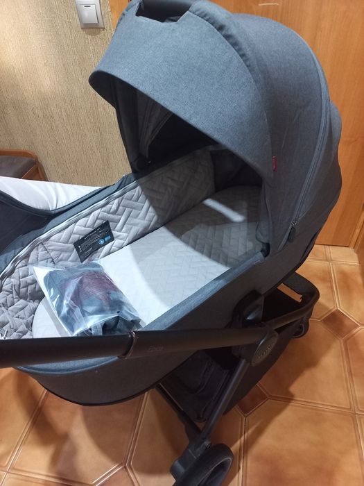 Коляска CARRELLO Epica
