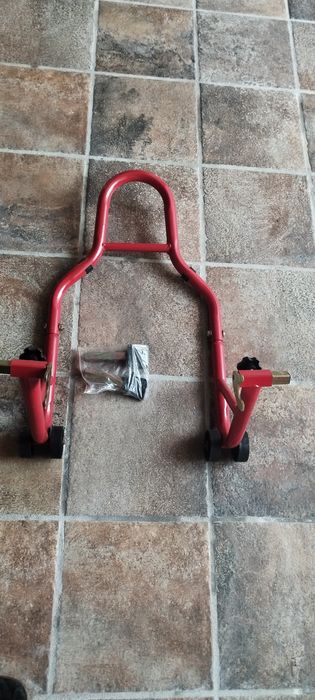 Cavalete para moto em excelente estado