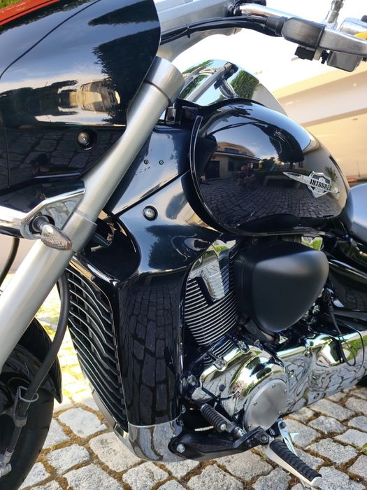 Suzuki.Intruder.1800.VZR