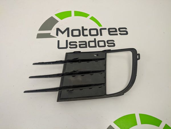 Grelha de Luz de Nevoeiro Dianteira Direita Volkswagen Golf VI