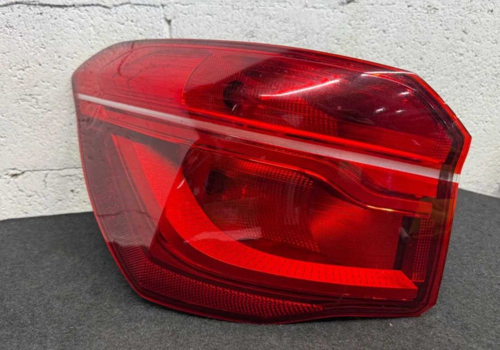 Задня фара права ліва bmw x1 f48 7488543 7488544