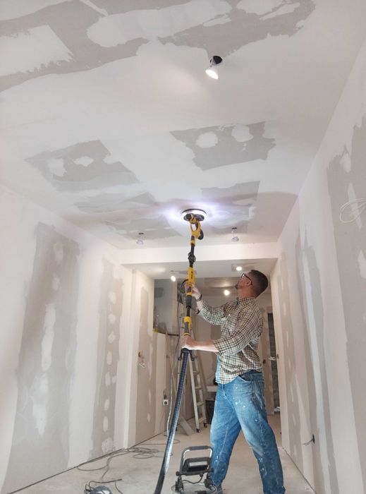 Remodelações,e construção.