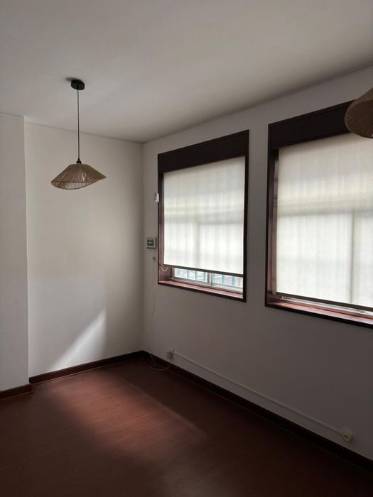 Sala para escritorio alugo