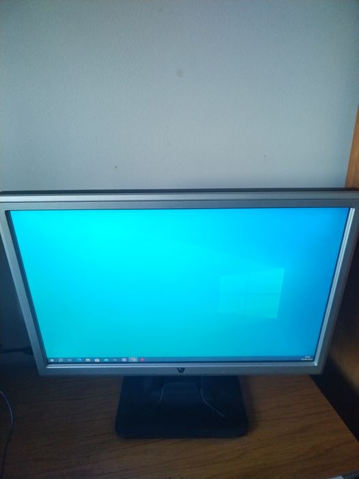 Monitor pc 19 polegadas widescreen- entrada VGA