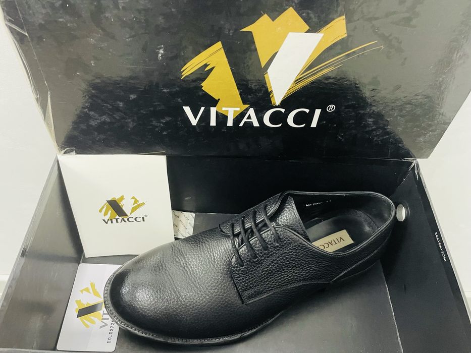 Туфлі  ботинки VITACCI  шкіряні 41/42р