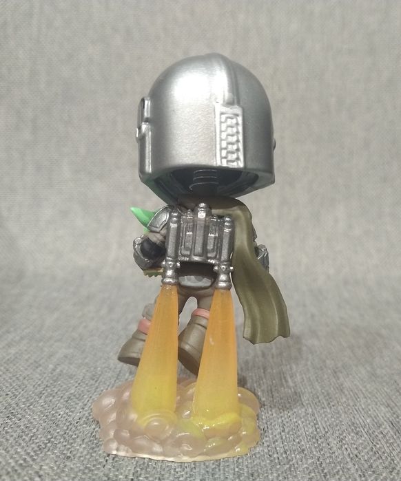 Star Wars - Figura Flying Mando With Grogu - Funko Mystery Mini do The