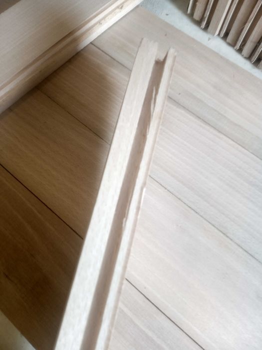 Piękny parkiet dębow  KL I- odcień jasny dąb