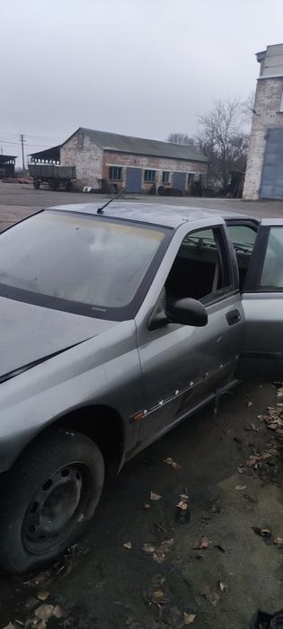 Продам кузов Пежо 406