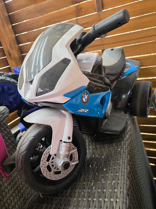 Motorek na akumulator bmw