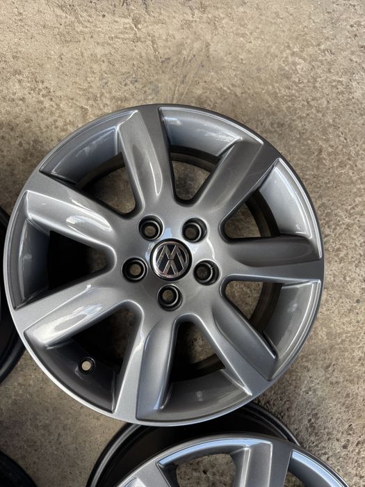 Volkswagen R15 Skoda 5/100 диски