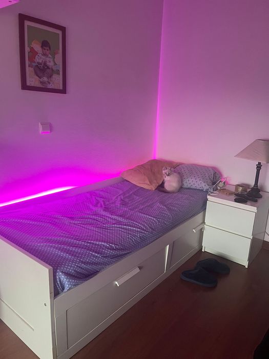 Cama solteiro IKEA