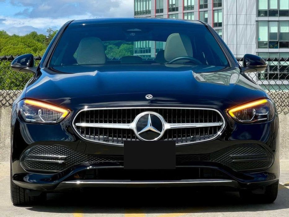 Mercedes-Benz C-Class      2022