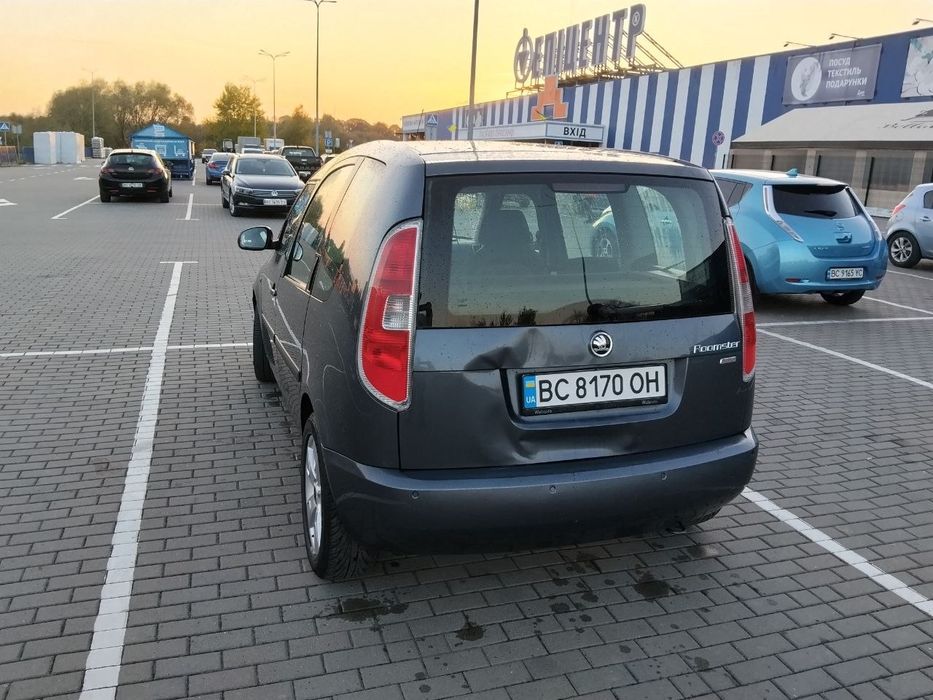 SKODA ROOMSTER 1.9 TDI!! Гарний стан!