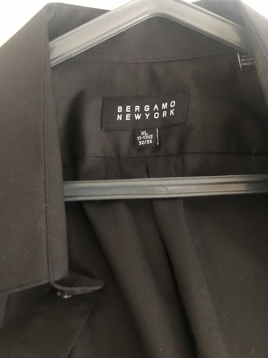 Vendo camisa preta da Bergamo New York
