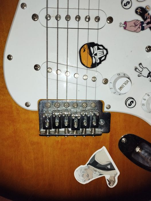 Squier by Fender Bullet Stratocaster Tream AWT + чохол