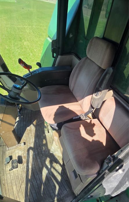 Kombajn JOHN DEERE 2064