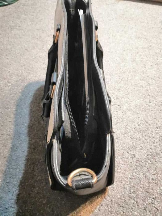 Torba torebka czarna szara wężowa