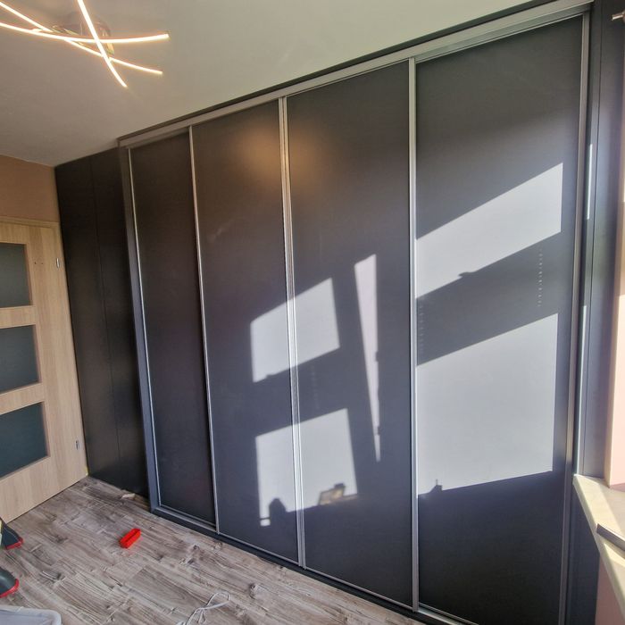 Meble Na Wymiar- Kuchenne,Szafy,Garderoby,Sypialnie...