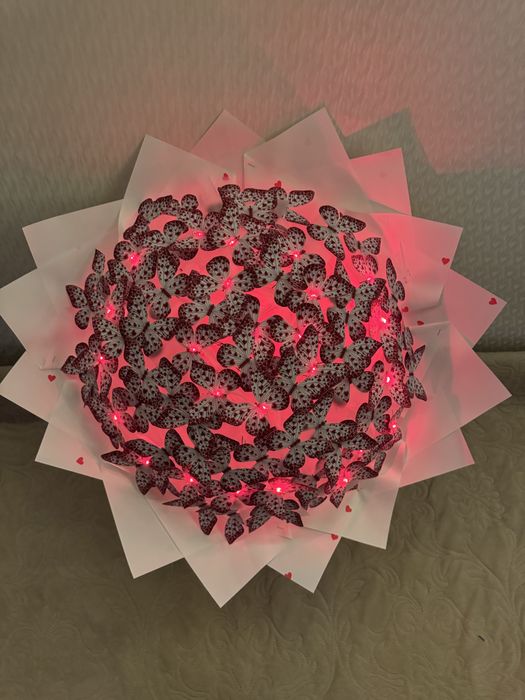 Букет з метеликів / Букет с бабочек