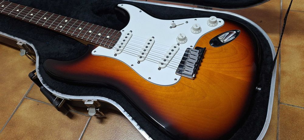 Fender Stratocaster Standard USA 1997