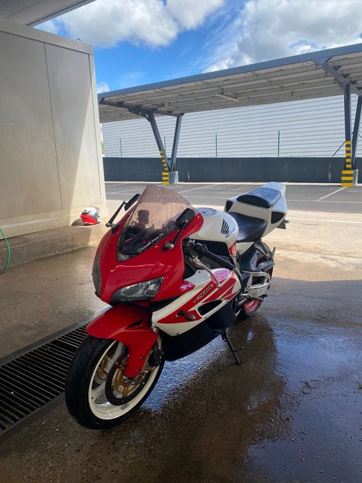 Honda cor 1000rr sc57