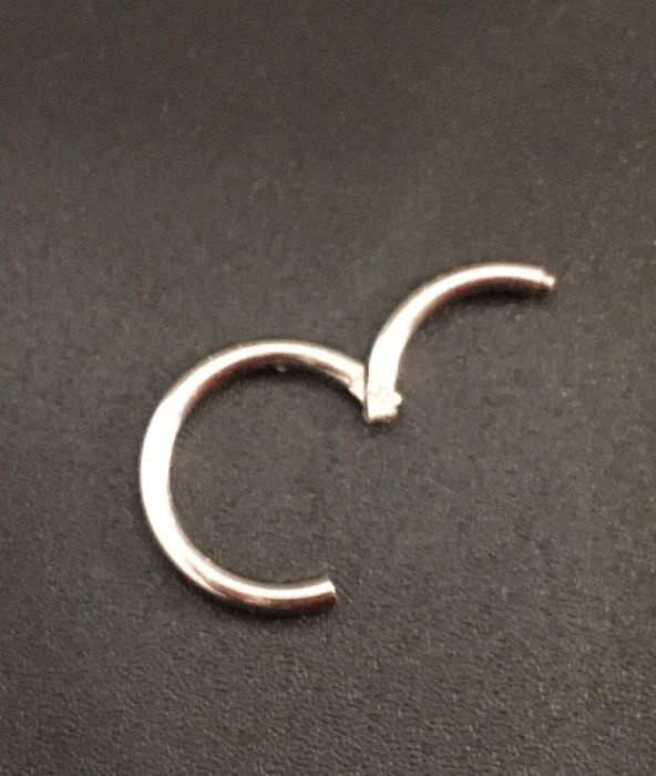 Piercing de Nariz de Titânio prateado