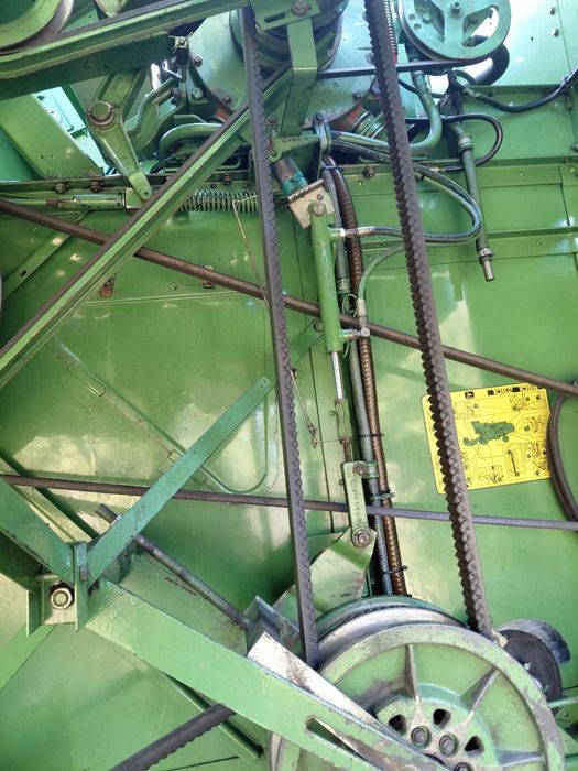 Комбайн John Deere 1055, Джон Дір 1055