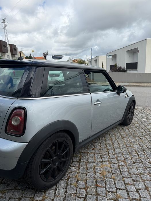 Mini Cooper 1.6cc