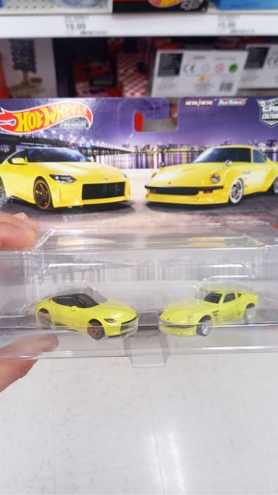 Hot wheels premium