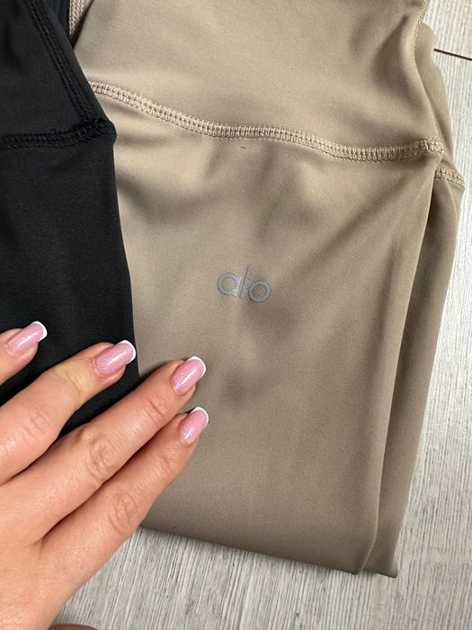 Legginsy Alo nowe