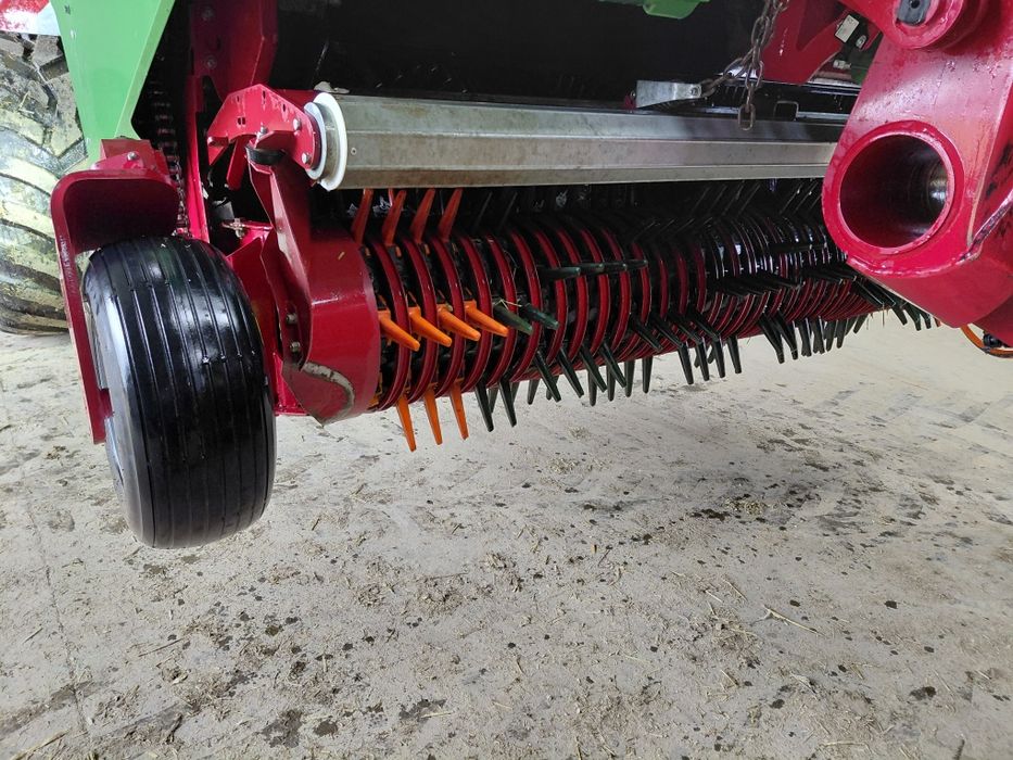 Przyczepa samozbierająca strautmann magnon 430 lub 470 krone zx pottin