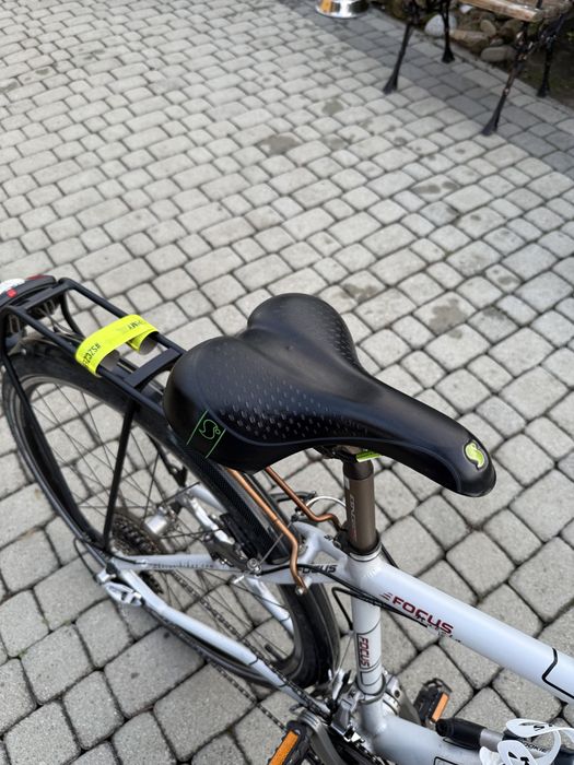 Męski rower trekkingowo-crossowy Focus Maleta Disc