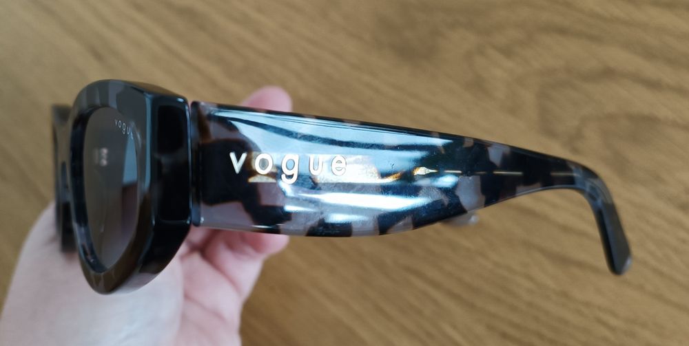 Óculos de sol Vogue