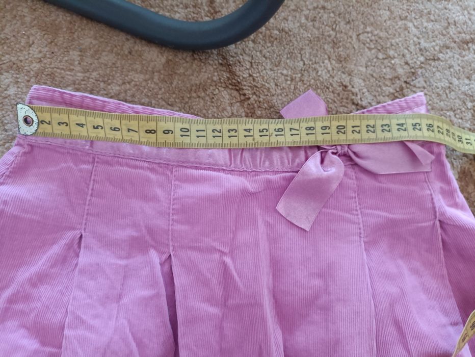 Spódniczka dla dziewczynki 128-134