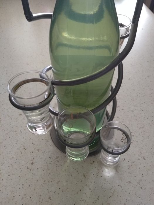 Opakowanie stojak metalowy do wódki wina kieliszków