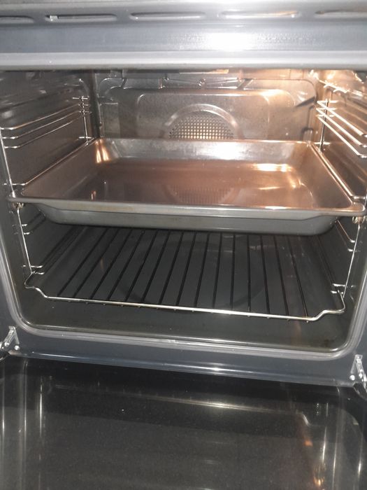 Forno TeKa  electrico termoventilado novo  200€