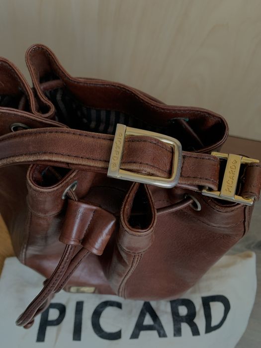 Кожаная сумка на затяжке picard