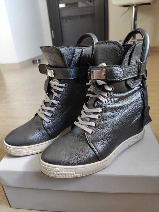 Sneakersy R. Polański r 37