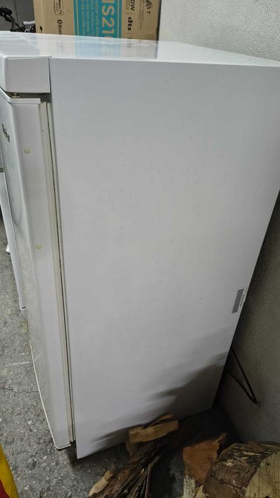 Frigorífico Compacto Haier HR-218AE (Ideal p/ Escritório ou Apoio)