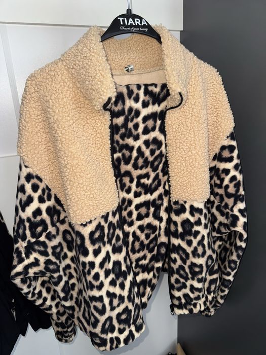 Костюм тепленький на весну буде ідеально