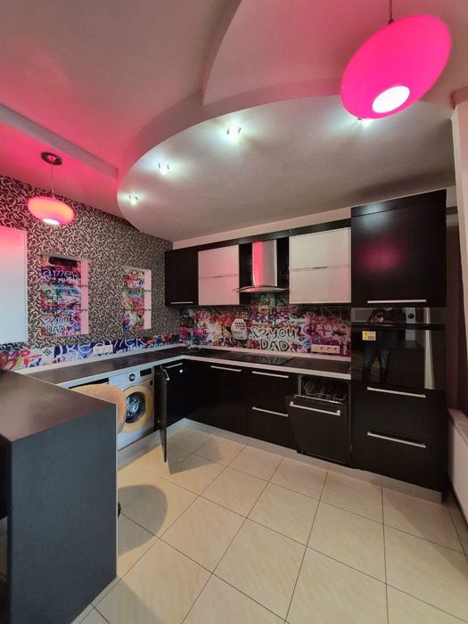 Сдам 3 комн квартиру с паркоместом ЖМ Солнечный