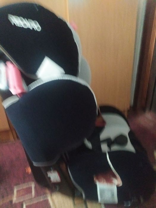 Продам автокрісло