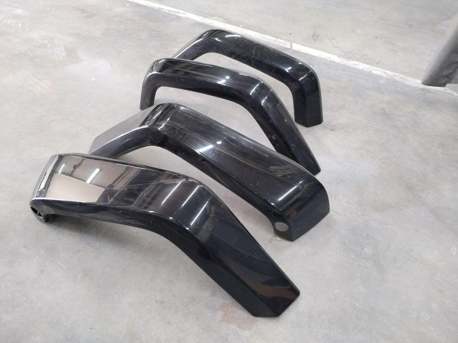 alargador/moldura de para-lama traseiro  e frente  Jeep Wrangler JK (2007-2018), preto.