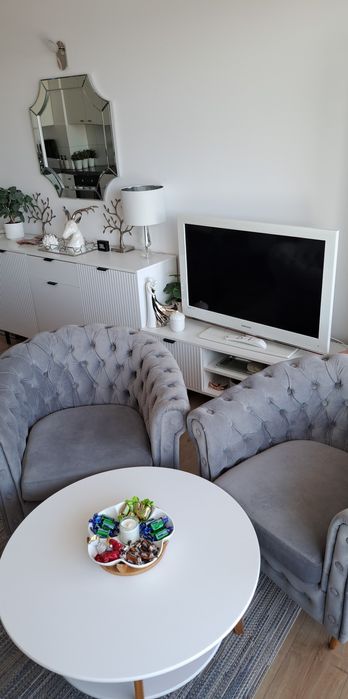 Piękny fotel szary 2 szt. (stan idealny)