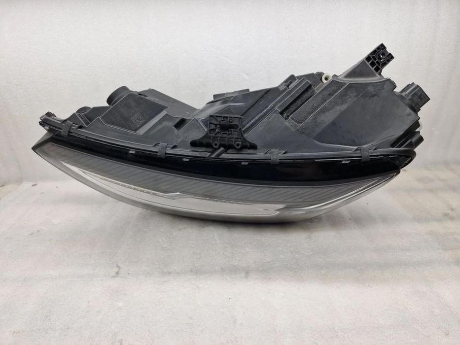 audi a4 b9 lift lampa lewa przód 8w0941011