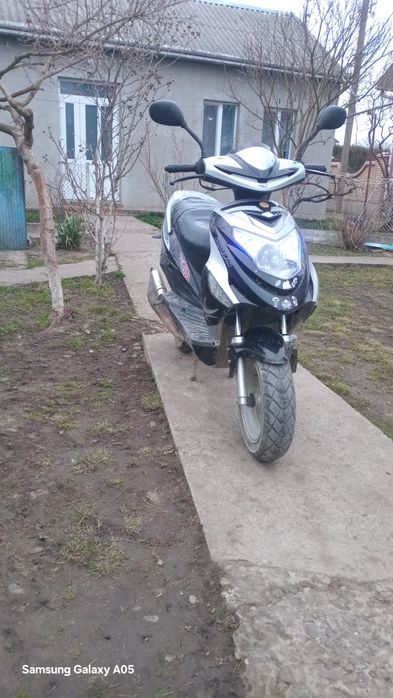 Продається скутер 50 куб.