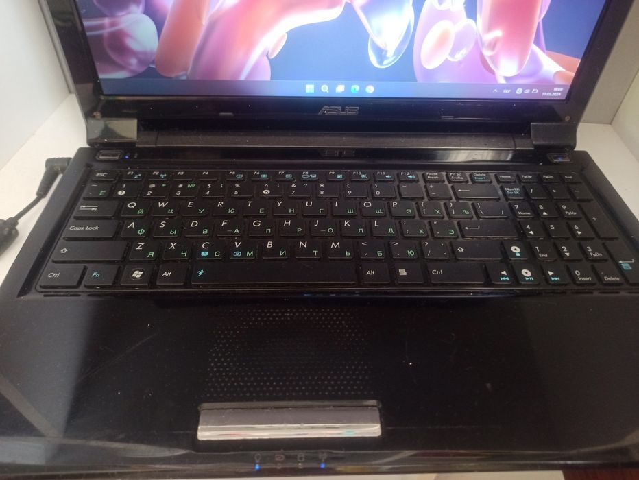 Ноутбук Asus UL50V
